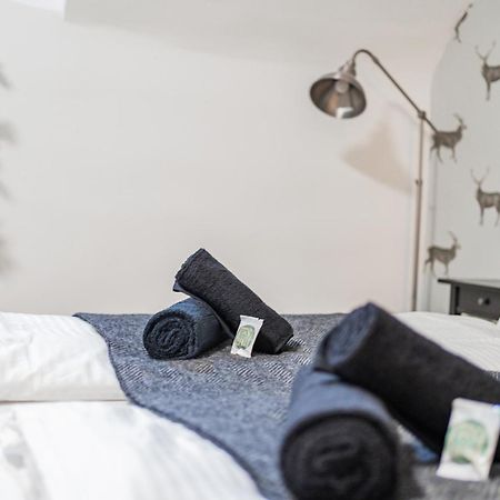 Cozy Flat near City Center - Souterrain - Limited Free Parking Innsbruck Zewnętrze zdjęcie