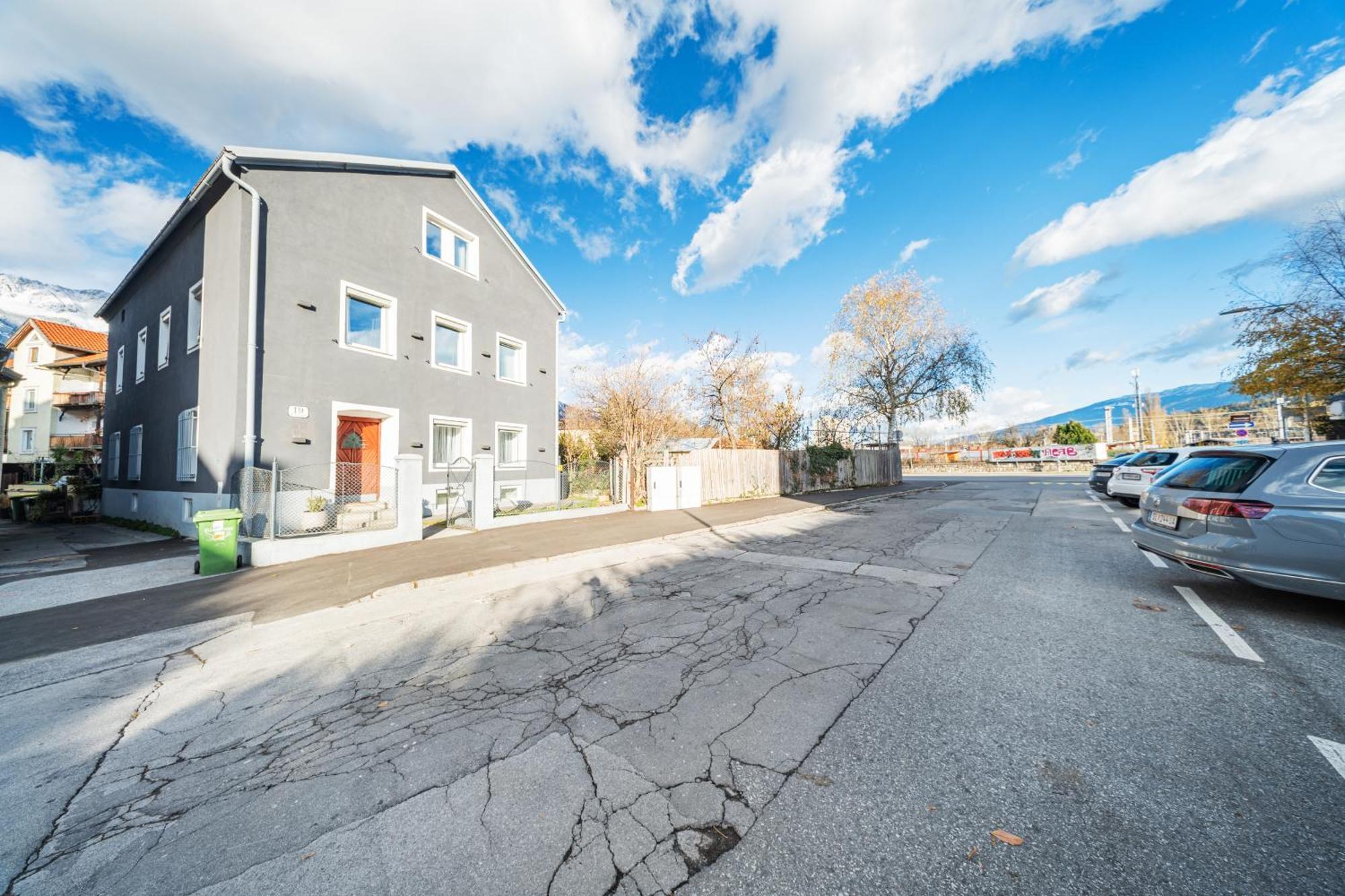 Cozy Flat near City Center - Souterrain - Limited Free Parking Innsbruck Zewnętrze zdjęcie